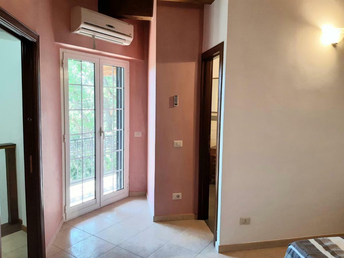 Dal Centurione Apartment Rome Bagian luar foto