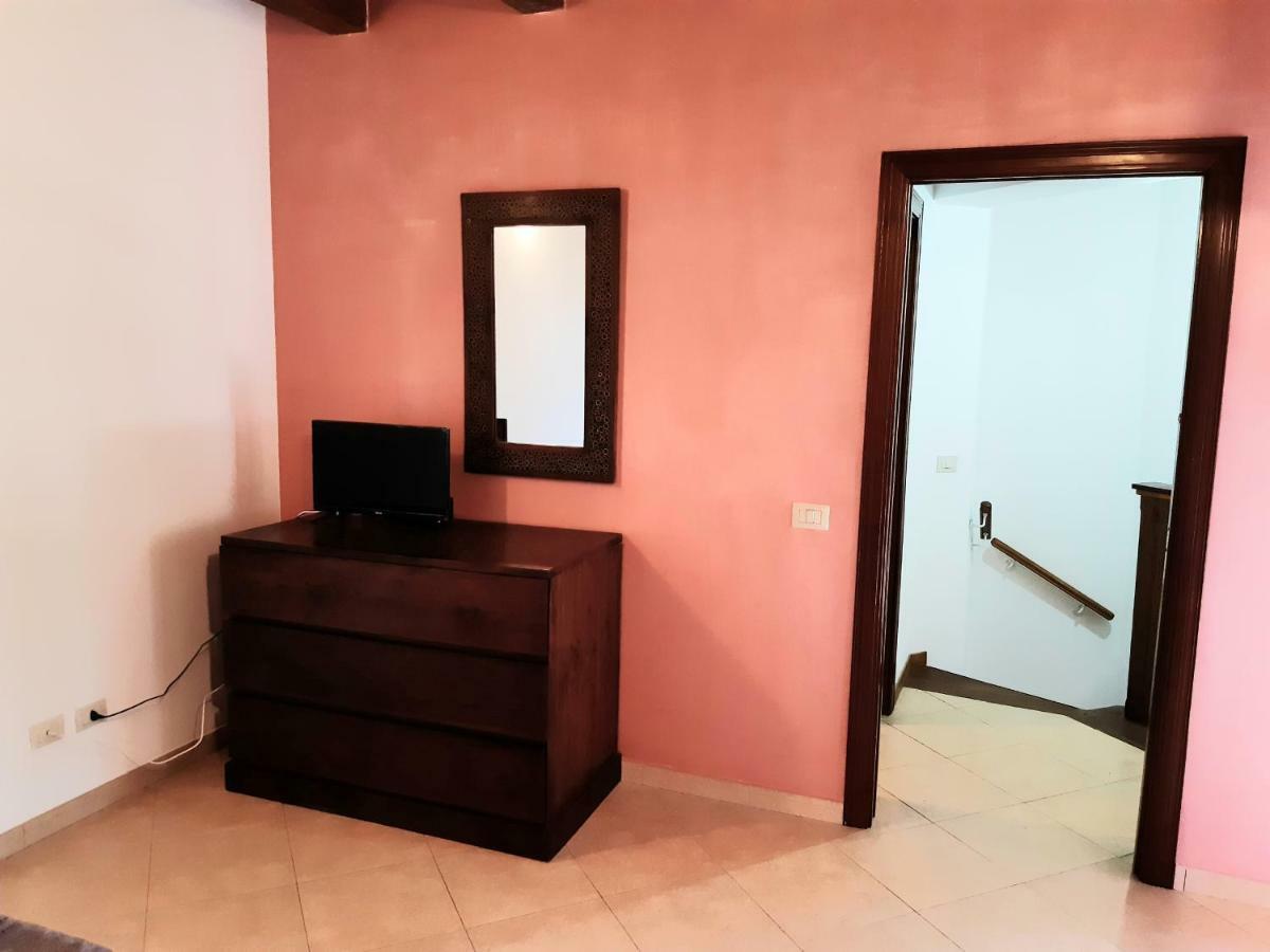 Dal Centurione Apartment Rome Bagian luar foto