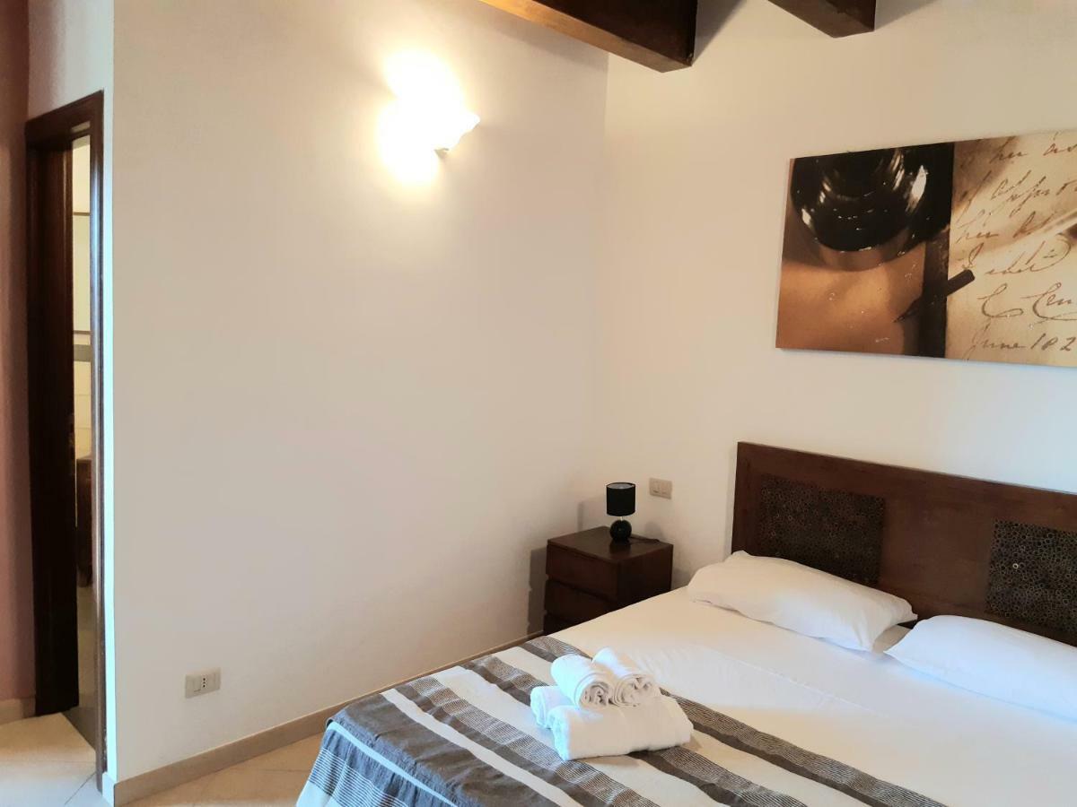 Dal Centurione Apartment Rome Bagian luar foto