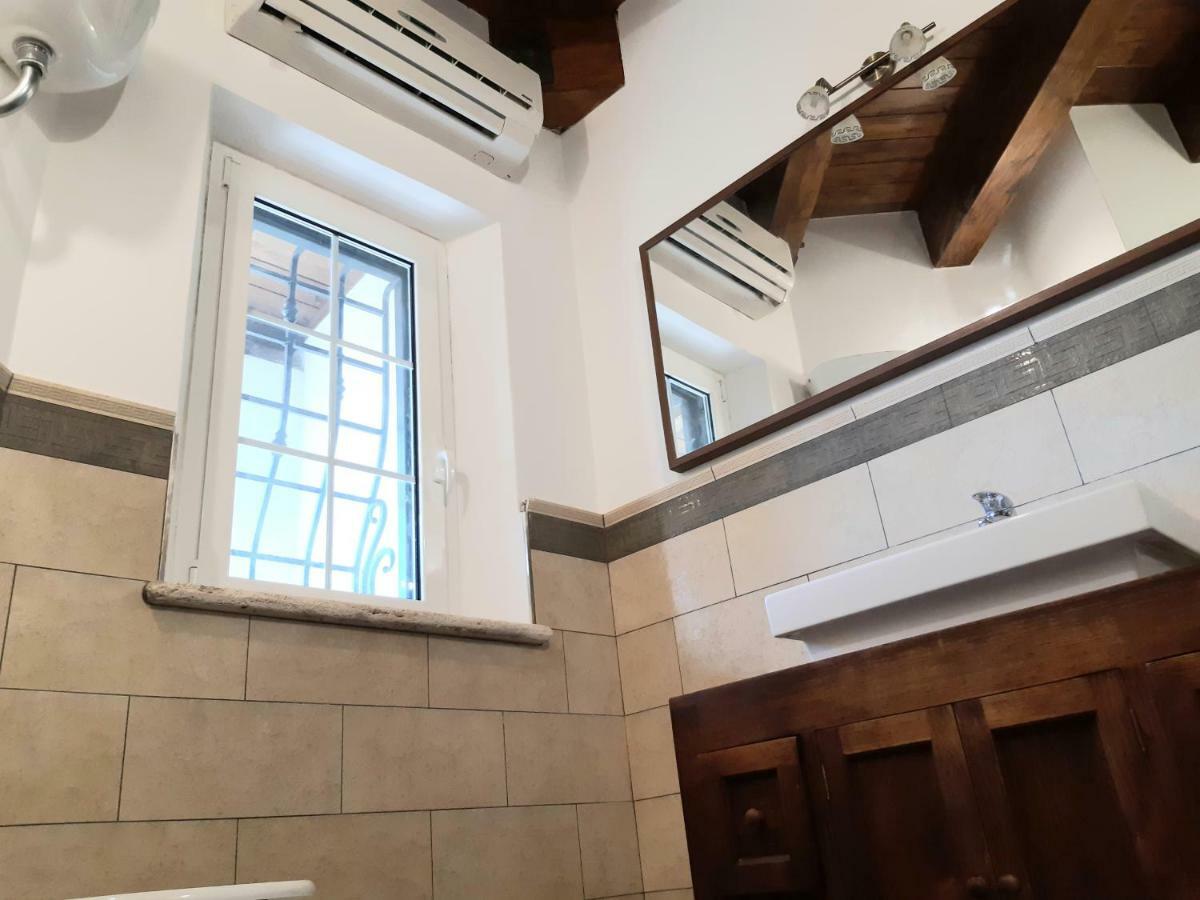 Dal Centurione Apartment Rome Bagian luar foto