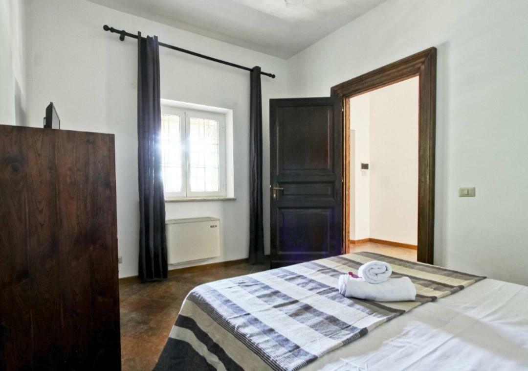 Dal Centurione Apartment Rome Bagian luar foto